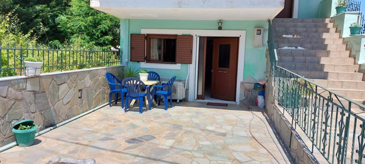 Piccolo Alloggio Apartment Tsoukaládhes Exterior foto